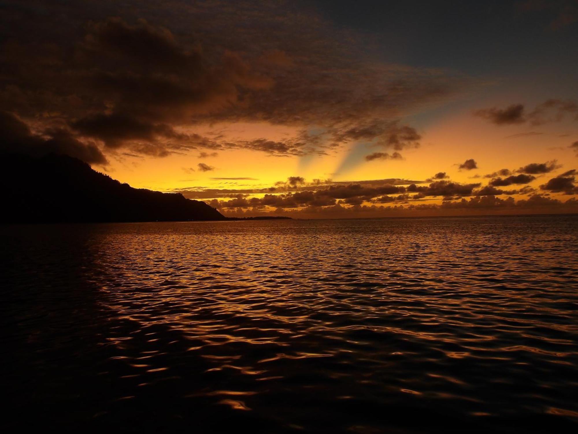 Catamaran Amaya - Sejour Insolite Sur Le Lagon De Moorea Hauru Zewnętrze zdjęcie